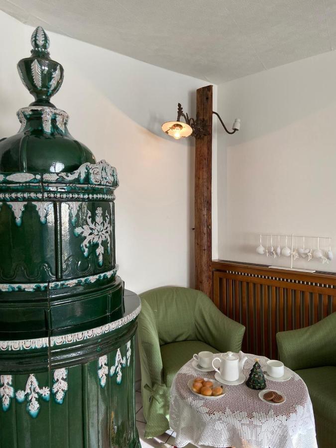 Albergo Garni Cavento Pinzolo Bagian luar foto